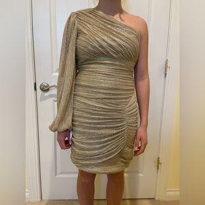 Gorgeous gold brand new bcbg dress in M